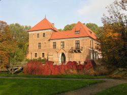 Muzeum - Zamek w Oporowie