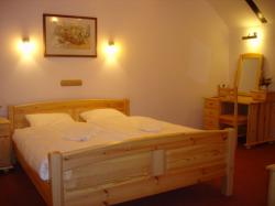 Hotel Karczma Stara Stajnia Zawidowice