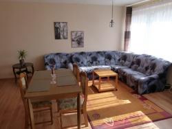 Apartament 44