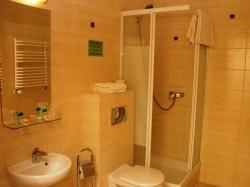 D&J City-Hotel