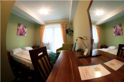 Hotel i Restauracja Rajski Ogrd
