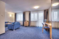 Hotel Wilanw Warszawa by DeSilva