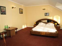 Hotel i Restauracja Stary Dwr