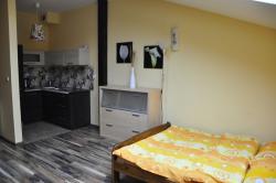 Apartments & Hostel KOS