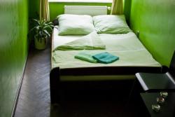 Hostel Smocza Jama