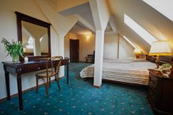 Hotel Bursztynowy Paac Strzekcino