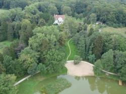 Hotel Bursztynowy Paac Strzekcino