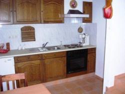 Domek pod lasem