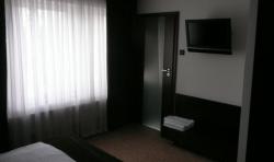 Azymut Hotel-Restauracja