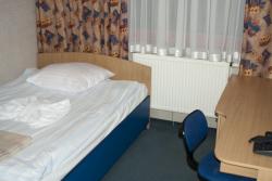 Hotel 222