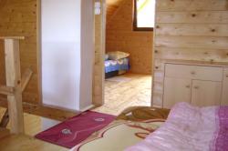 Domki letniskowe nad jeziorem