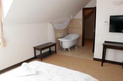 Hotel & Restauracja Tawerna