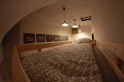 Bedeker Hostel