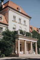 Dw�r Sierak�w k. Krakowa