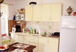 Domek nad jeziorem Tajty