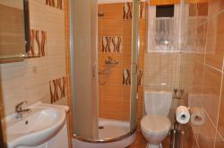 Apartament 77