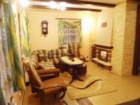 Mazurski Raj - Komfortowa Turystyka; dom i apartamenty 110m2 na 12-24 osb bezp nad jeziorem, Mazury