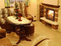 Mazurski Raj - Komfortowa Turystyka; dom i apartamenty 110m2 na 12-24 osb bezp nad jeziorem, Mazury