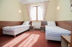Vera Usugi Hotelarskie.