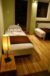 Hostel 999