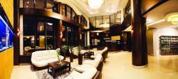 Hotel Era* * *