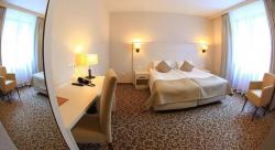 Hotel Camelot