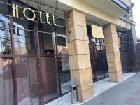 Hotel Marta**