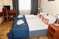 KOSMOPOLITA Guest Rooms & Apartments