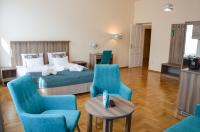 KOSMOPOLITA Guest Rooms & Apartments