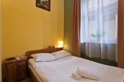 Enigma Hostel & Apartments
