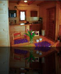 Domki, pokoje i apartamenty Krysia
