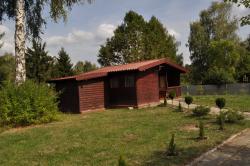 Mazury, Kretowiny domek  z pla i przystani nad jeziorem Narie