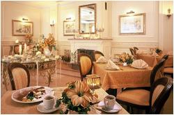 Hotel Villa Royal