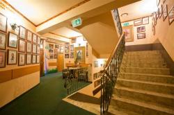 HOTEL TRYLOGIA