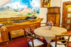 HOTEL TRYLOGIA