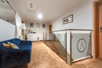 Villa Atlantis - Villa z restauracj
