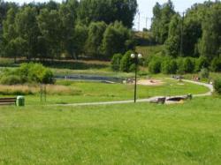 Domek caoroczny nad jeziorem