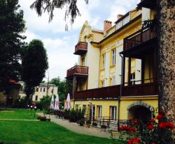 Hotel Bella***