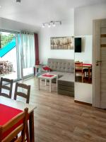 Apartamenty  i pokoje gocinne Borwka w  Blue Mare