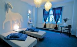 Avantgarde Hostel