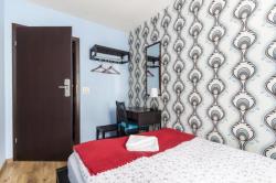 Happy Hostel