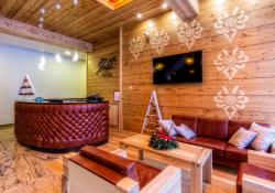 Gold Hotel