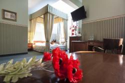 Fort Hotel