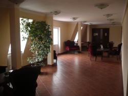 Hotel Ksiycowy Dworek