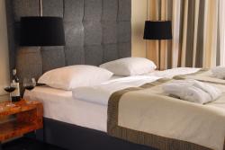 Sand Hotel****