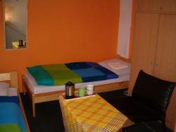 Hostel Pozna Petit 