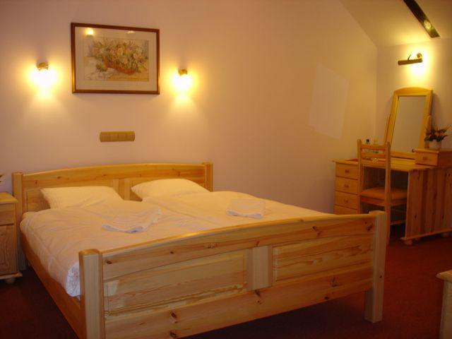 Hotel Karczma Stara Stajnia Zawidowice