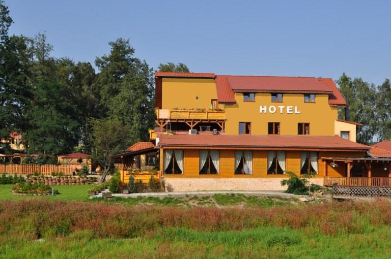 Hotel Pstrg