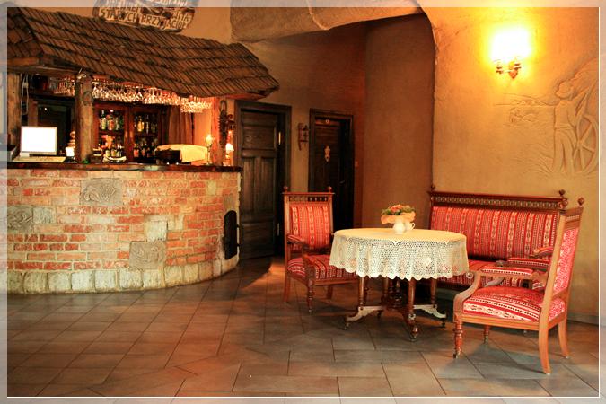 Hotel Restauracja Kawiarnia Kunia Smaku