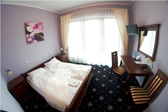 Hotel i Restauracja Rajski Ogrd